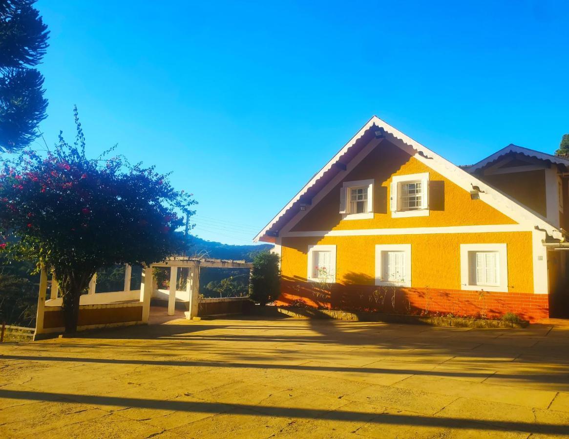 Pensão Colonia Saa Campos do Jordão